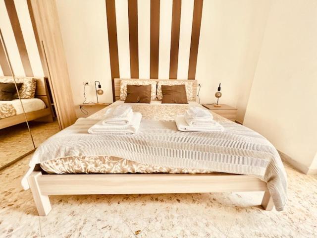 Manzoni Artist Lodge Бари Экстерьер фото